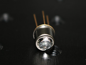 295nmUV LED紫外二极管 0.5mW